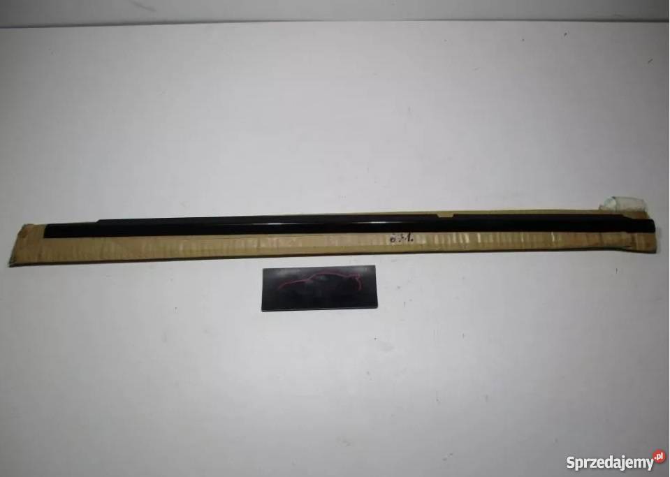 MERCEDES EKLASA W212 LISTWA ZGARNIAJĄCA Nowy Tomyśl