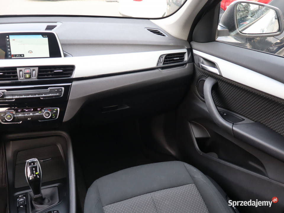 BMW X1 sDrive18i czujnik deszczu