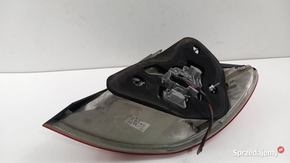 MERCEDES CLC W203 HB LAMPA TYŁ LEWA Światła stop wielkopolskie Zbierkowo