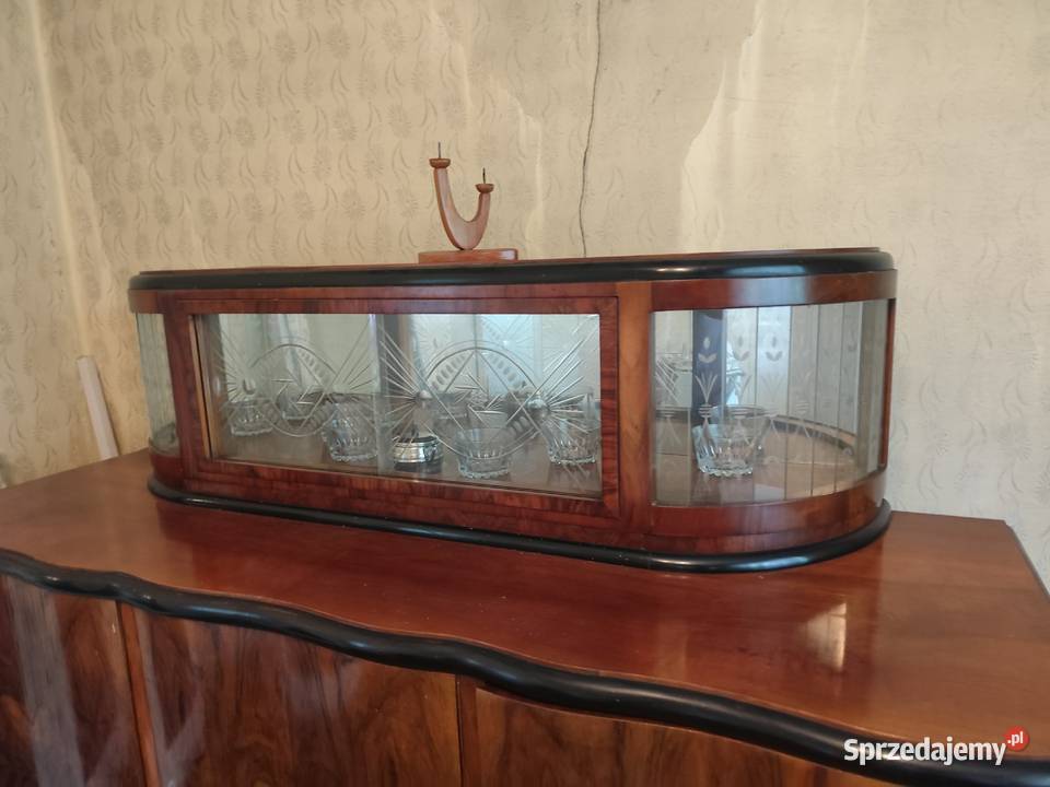 Meble z lat 50tych Kredens Łużko Szafa Toaletka Poczesna