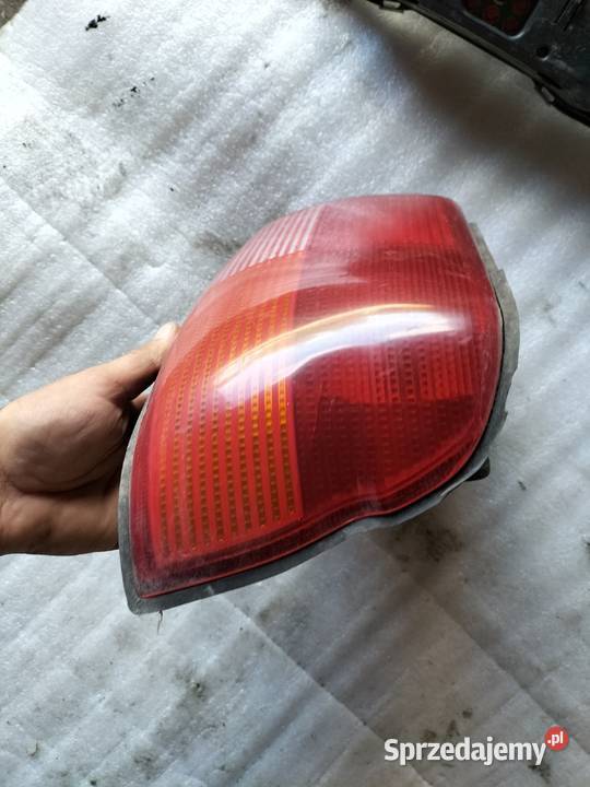 Ford Escort LAMPA TYŁ TYLNA PRAWA Kamień-Kolonia