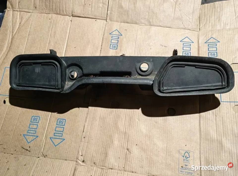 Wlot powietrza do kabiny BMW e38 Żory