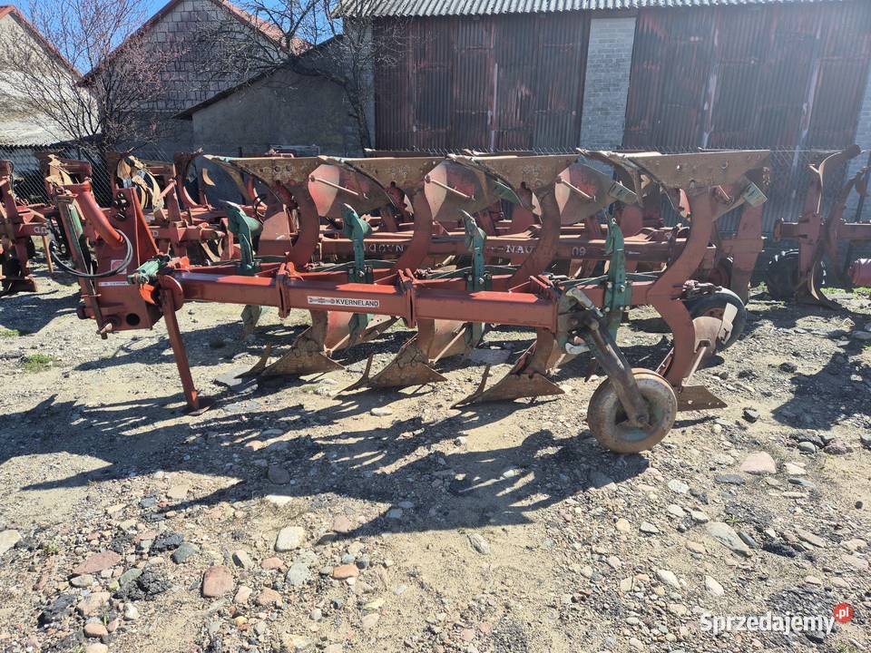 Pług Kverneland 4 skiby obrotowy resor Okrzeja