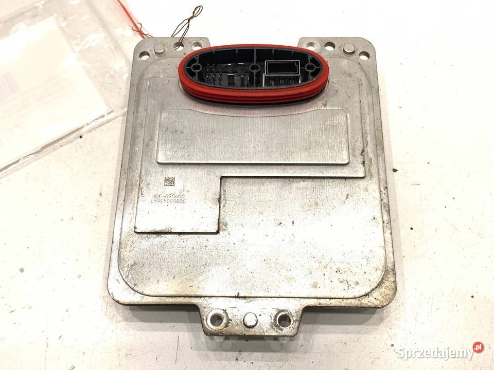 PRZETWORNICA XENON PORSCHE PANAMERA 97061814302 osobowe