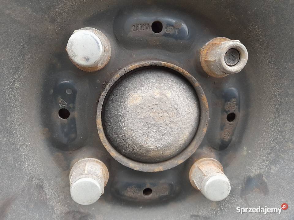 Opony zimowe 15 na kołach stalowych Mitsubishi Dębe Wielkie