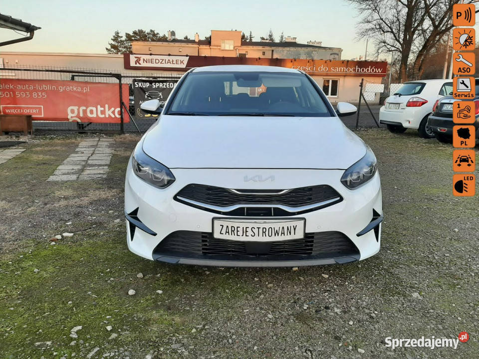 Kia Ceed 15b 160 salon III 2018 światła przeciwmgielne