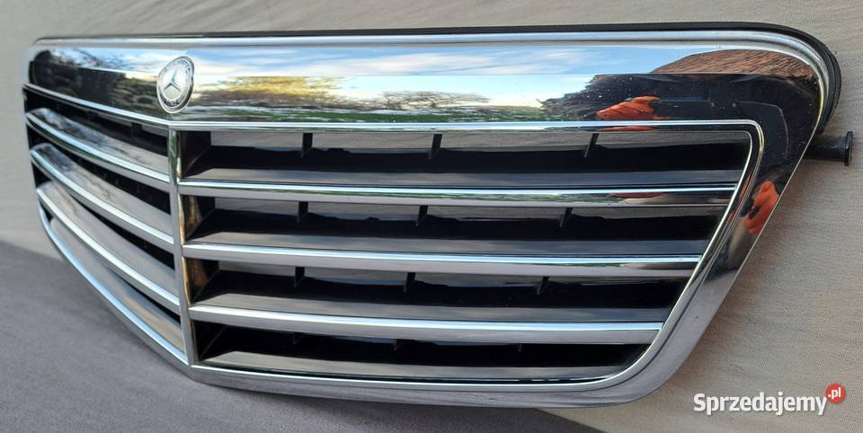 Grill atrapa przód Mercedes EKlasa W212 sedan Atrapy Mielęcin sprzedam