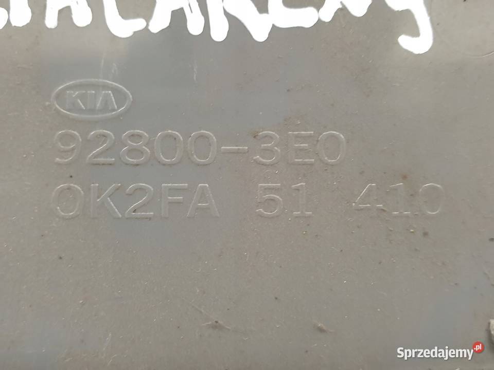 Kia Carens II LAMPKA OŚWIETLENIA KABINY 928003E0 osobowe Wyposażenie wnętrza Rudka