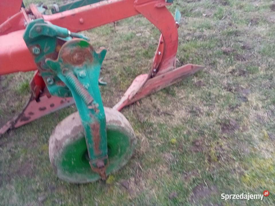 Plug obrotowy 3 skibowy plus 1 kverneland Unisławice