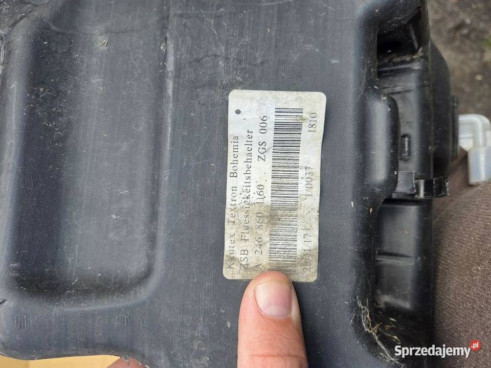 Zbiorniczek płynu do spryskiwaczy Mercedes W246