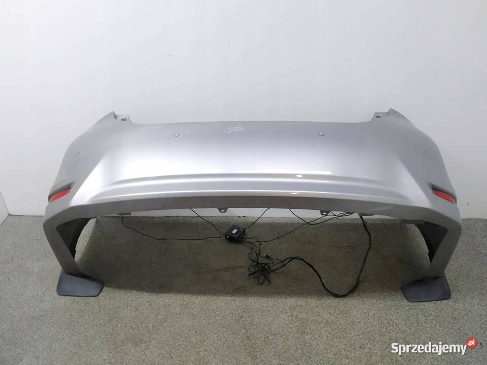 ZDERZAK TYŁ SEDAN E16 E17 E18 PDC LIFT Toyota