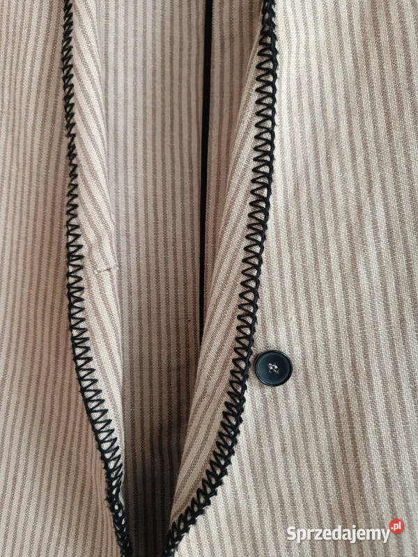 Beżowy lniany płaszcz jesienny w paseczki Zara