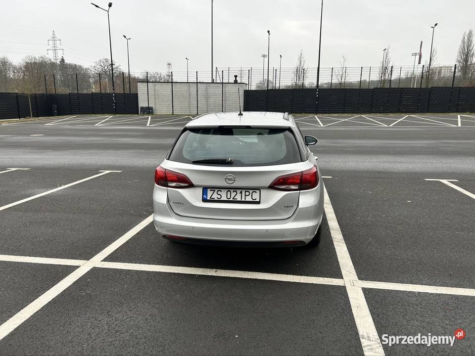 Opel Astra Tourer 16L136 bezwypadkowy wymieniony Rok produkcji 2017 Astra Szczecin