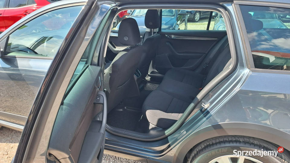 koda Octavia Skout 20 180 4x4 DSG III 2013 komputer pokładowy Zieleniewo