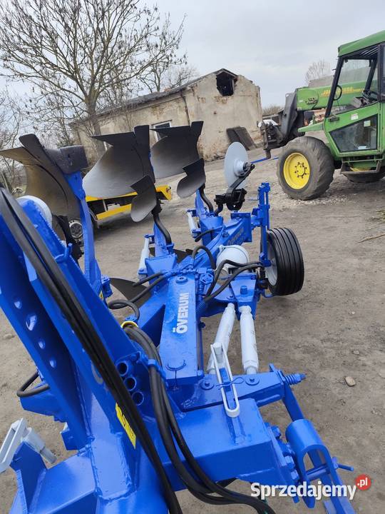 Pług obrotowy OVERUM 3 skibowy zabezpieczenie Pługi Maszyny uprawowe Żychlin