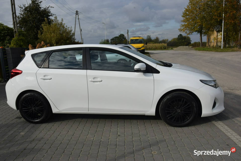 Toyota Auris 13B Klima 2015r Oryginał Lakier 2 169000km Majdan Sieniawski