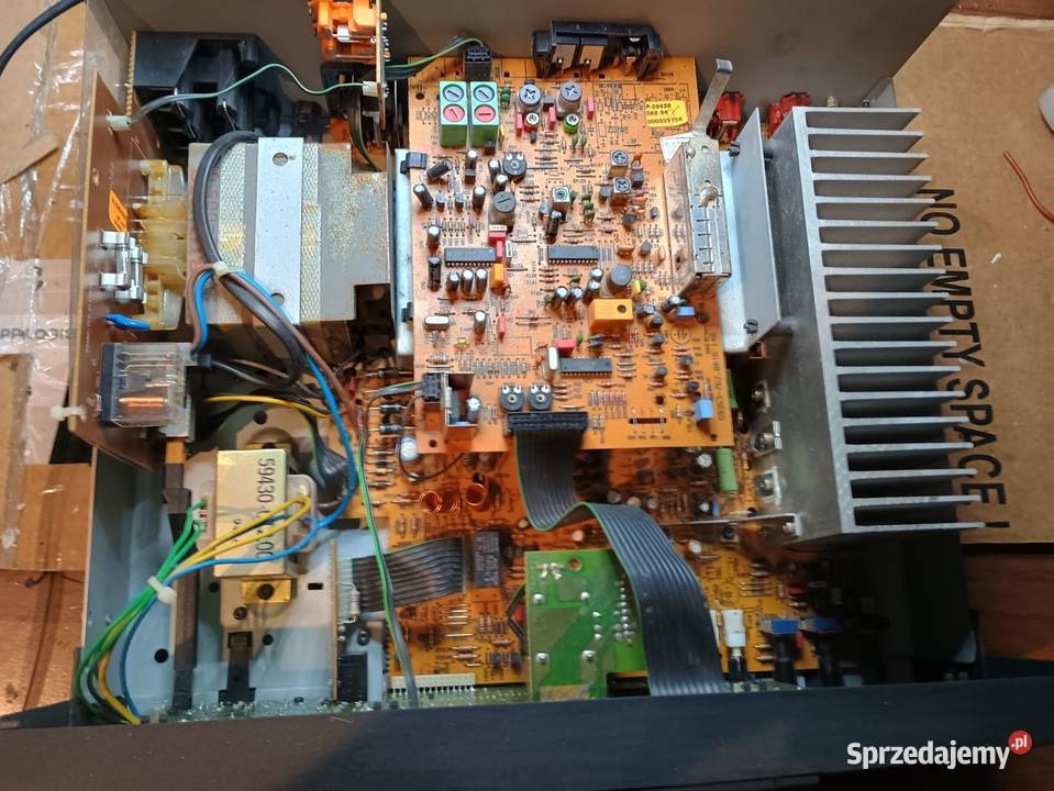 Amplituner Grundig R310 Sztum