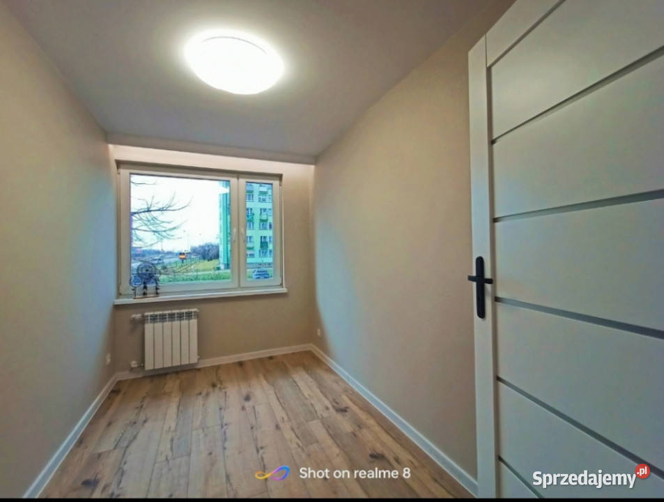 Piękne mieszkanie 55m2 gen remoncie 4 pokoje 3 piętra i więcej Kielce sprzedam