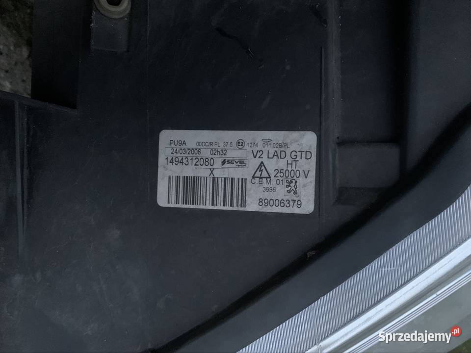 Reflektor Lampa przód lewa prawa xenon peugeot osobowe zachodniopomorskie Szczecin