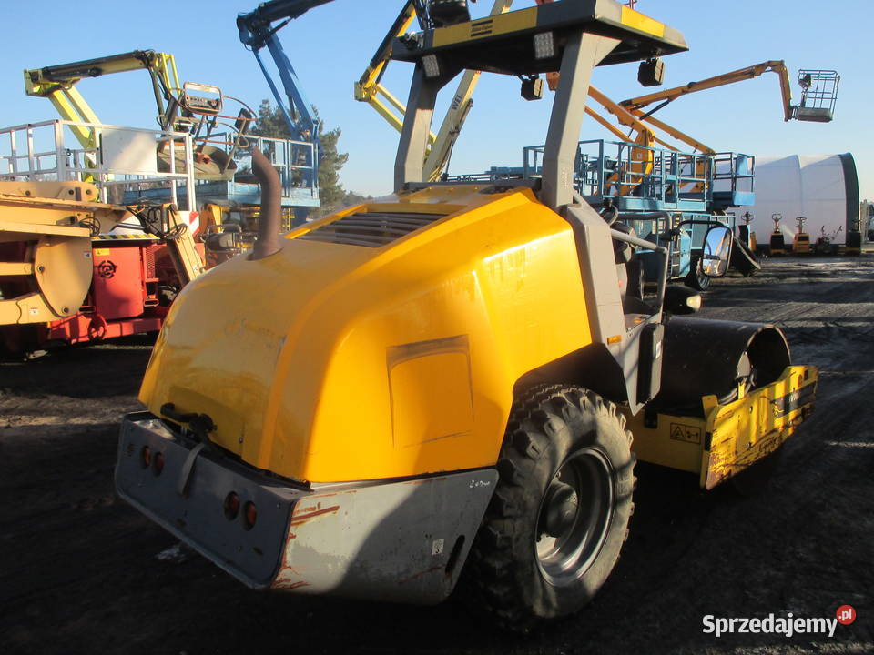 Walec jednobębnowy Atlas Copco Dynapac CA1300D Rok produkcji 2016 Walce