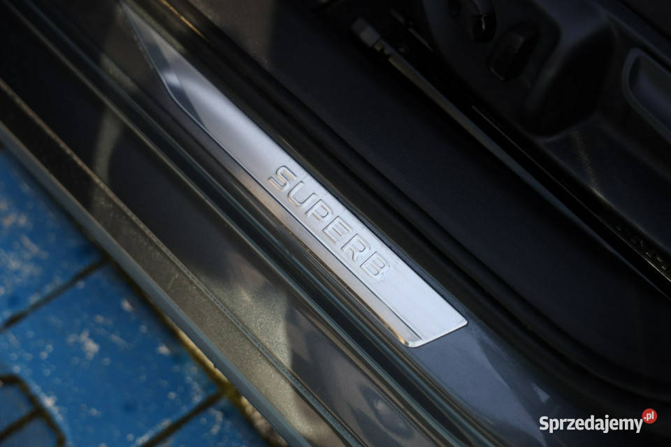 koda Superb 15 TSI mHEV Selection DSG hak centralny zamek Tychy