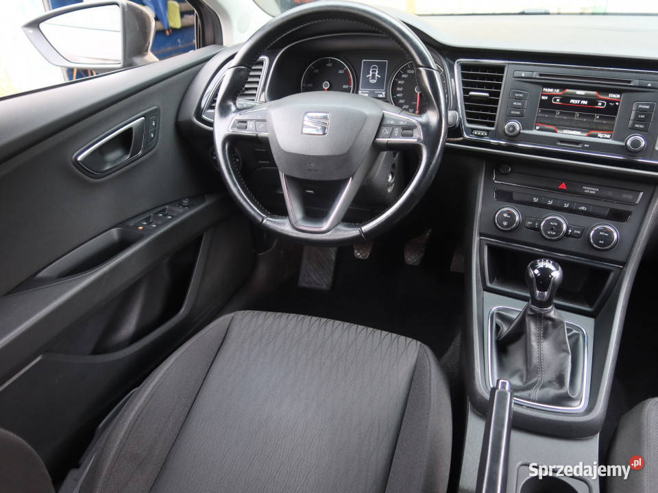Seat Leon 16 TDI nieuszkodzony Katowice sprzedam