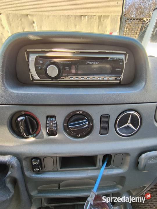 Mercedes Sprinter 27 CDI 156 2003 Furgon wysoki Tymowa