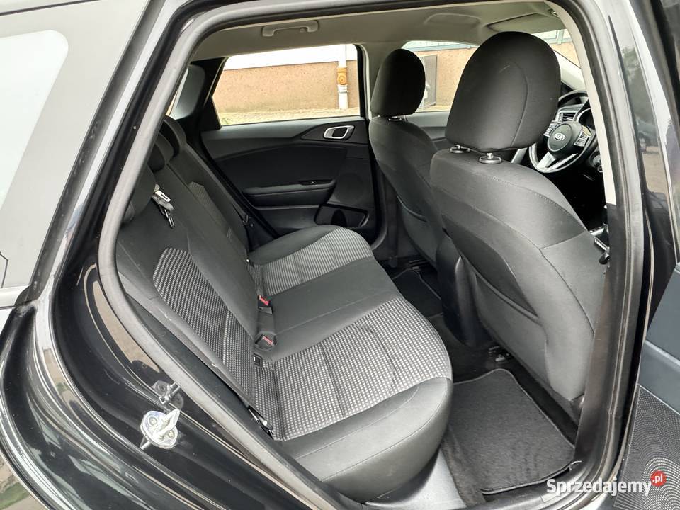 Kia Ceed 14 benzyna radar kamera grzane fotele i komputer pokładowy Elbląg sprzedam