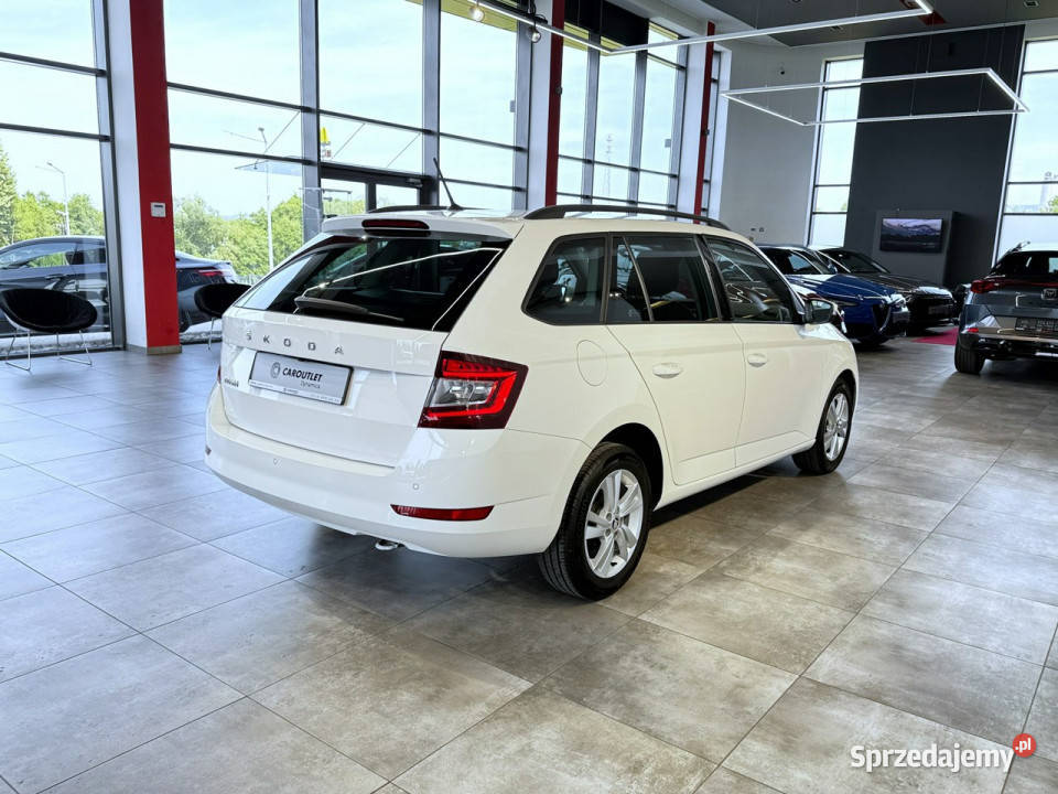 koda Fabia Combi Ambition 10TSI 95 M5 2022 r Rok produkcji 2022 Myślenice