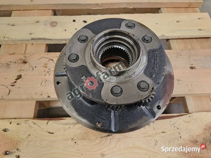 Nośnik przekładni planetarnej John Deere 6820 Byków