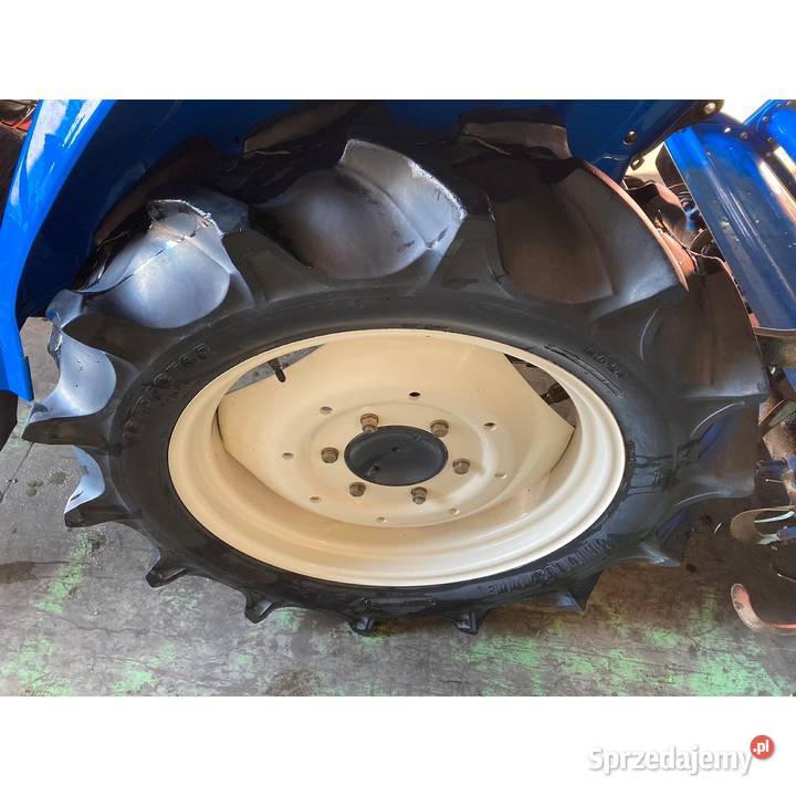 Traktor Iseki TA262F 4x4 26 Skrzynia biegów Manualna małopolskie Kraków