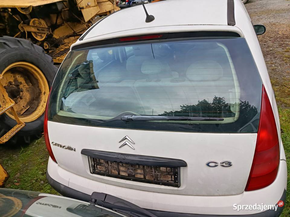 Citroen C3 14 52 kW 2004 r dawca części osobowe Samochody na części Szklarka Myślniewska