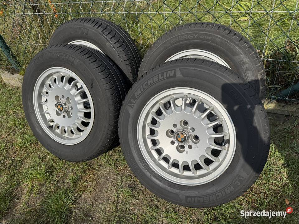 Alu felgi z oponami do bmw e30 Samochodowe wielkopolskie Grąblin
