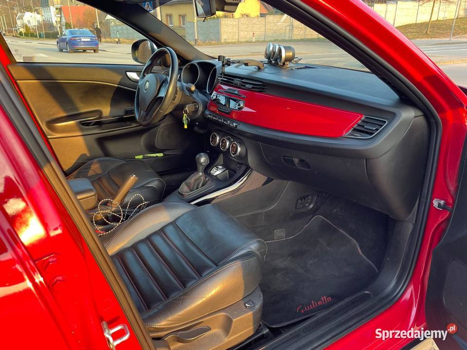 Alfa Romeo Giulietta Polski salon Niski przebieg pomorskie