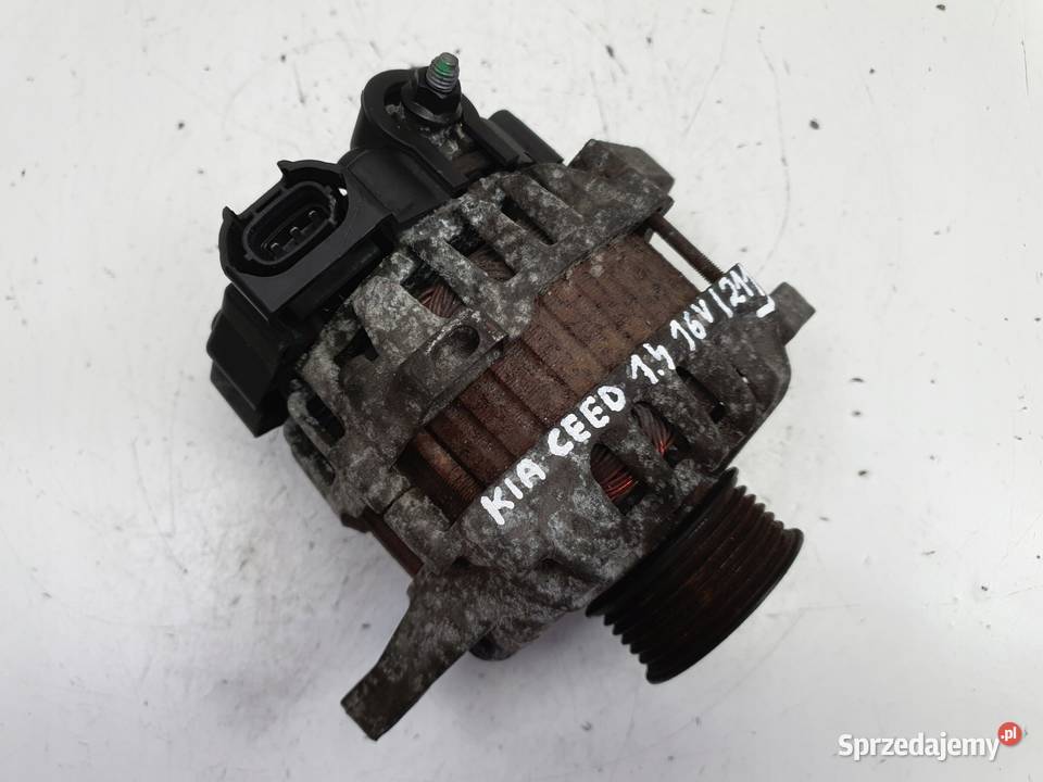 ALTERNATOR Kia Ceed 14 16V valeo 373002B500 Rudka