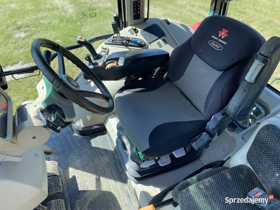 MASSEY FERGUSON 5711S ŁADOWACZ MXT410 2018r Rolnictwo Biała sprzedam
