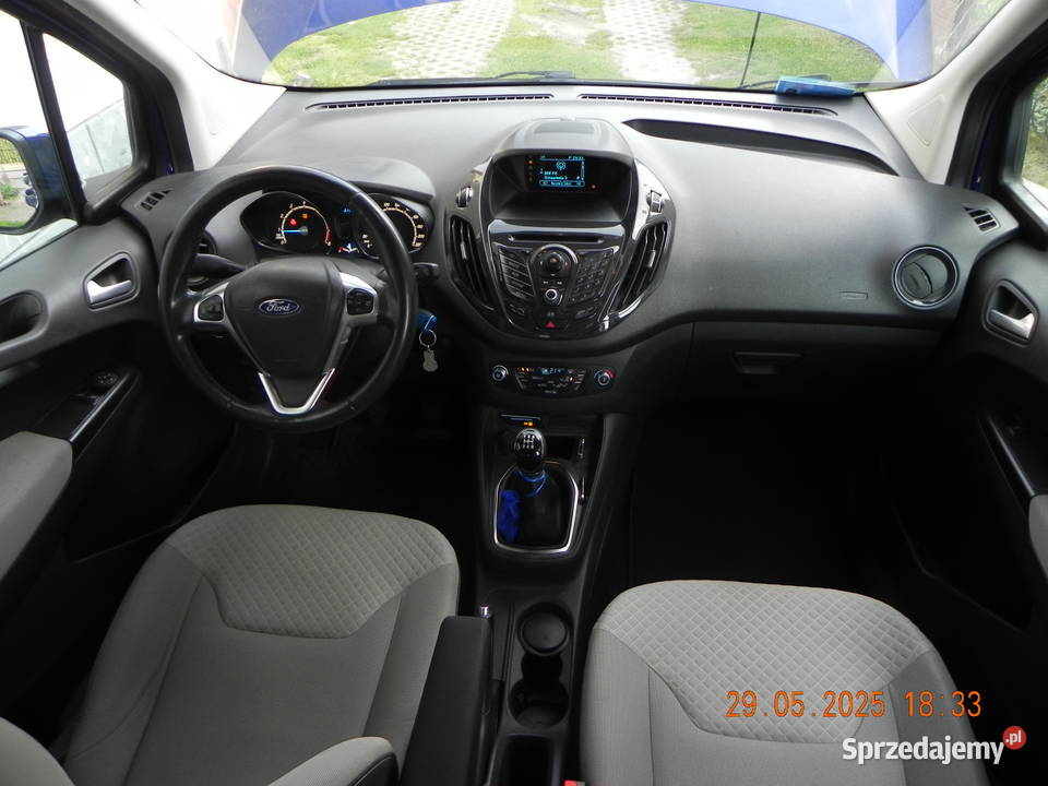 Ford Tourneo Courier 10 benzyna wersja Titanium CD Kożuchów