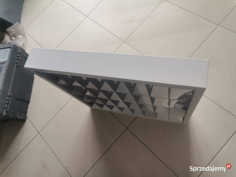 Lampa sufitowa nadtynkowa swietlowka Białystok