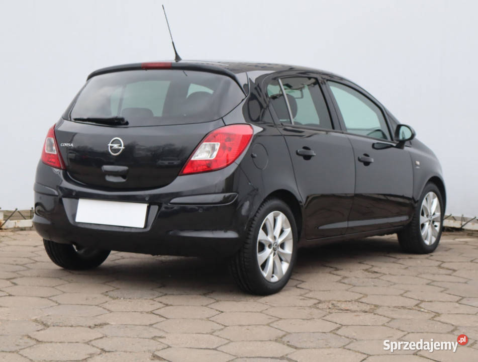 Opel Corsa 14 Rok produkcji 2013 Corsa łódzkie Łódź
