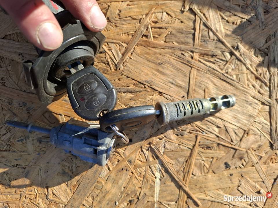 Stacyjka 2x kluczyk wkładki drzwi klapy Seat Przyborów