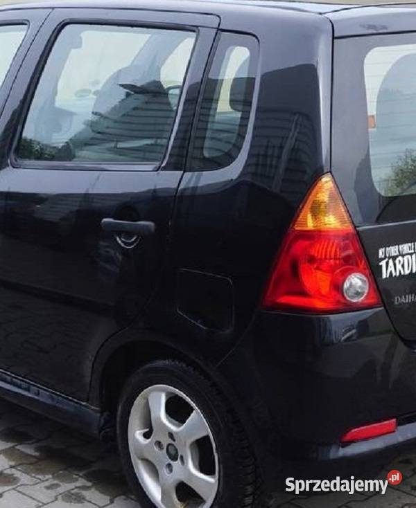 BŁOTNIK LEWY TYŁ DAIHATSU YRV M200 Nowy Tomyśl
