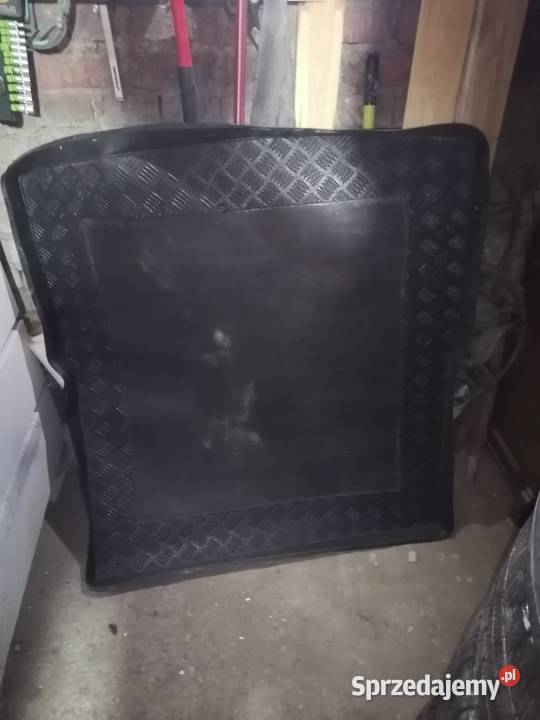 Mata bagażnika passat b6 kombi