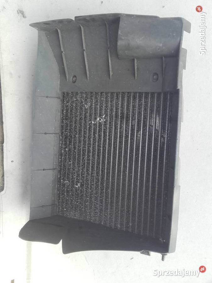 Chłodnica z wentylatorem Renault Scenic 1 16 16V osobowe łódzkie Ksawerów