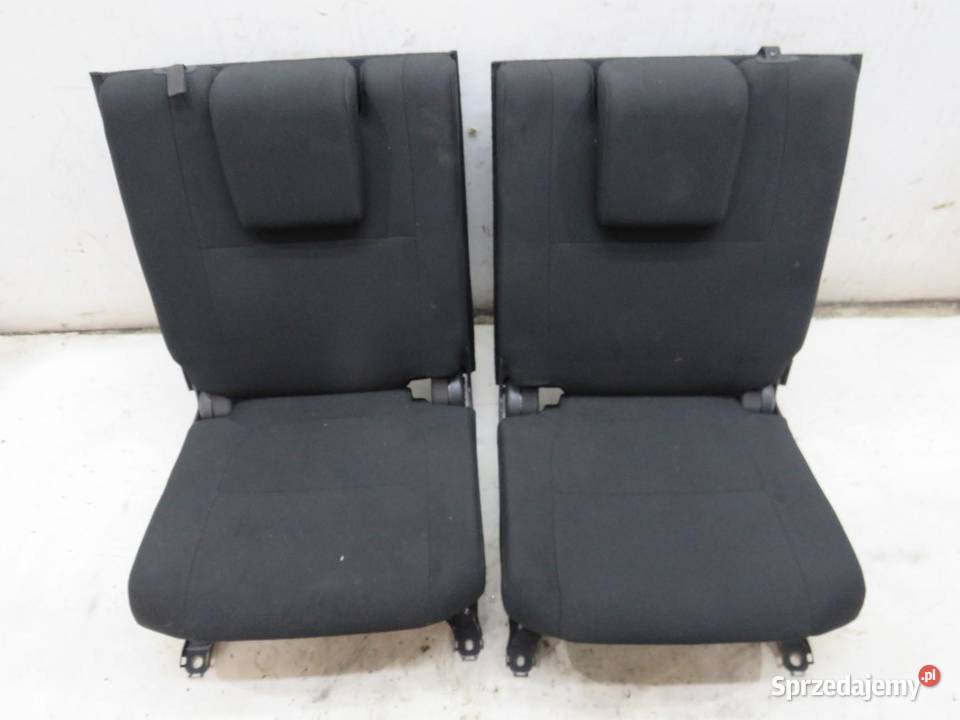FOTEL FOTELE 2 3 RZĄD PASY DYWAN OUTLANDER III sprzedam