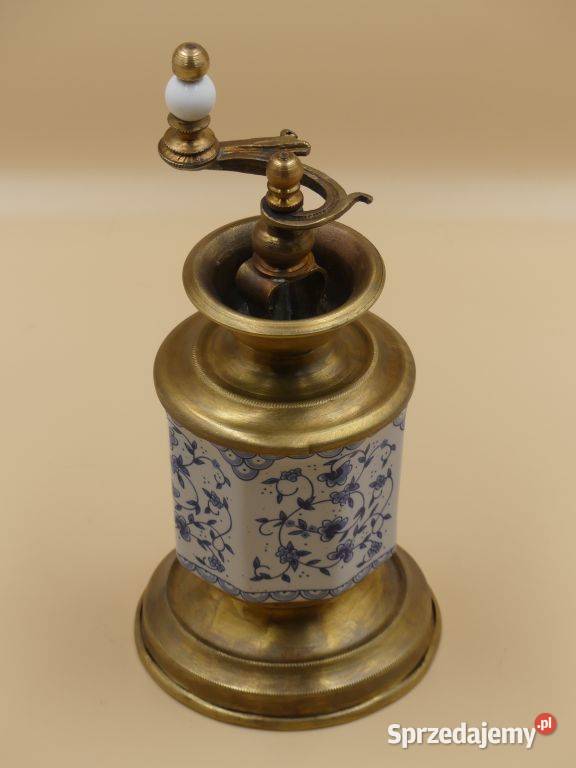 Piękny młynek do pieprzu mosiądz i porcelana Poznań