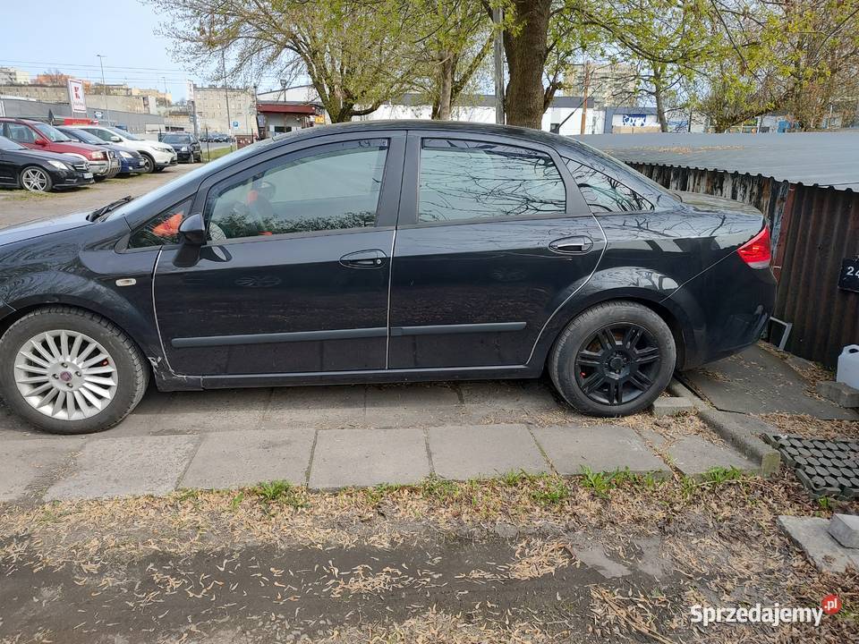 Sprzedam uszkodzony Fiat Linea 2011r 13 multi diesel Fiat łódzkie