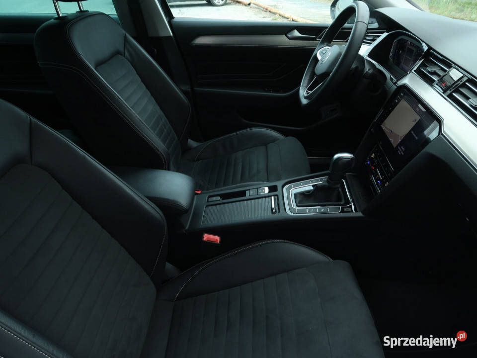 VW Passat 20 TSI światła przeciwmgielne Bielany Wrocławskie