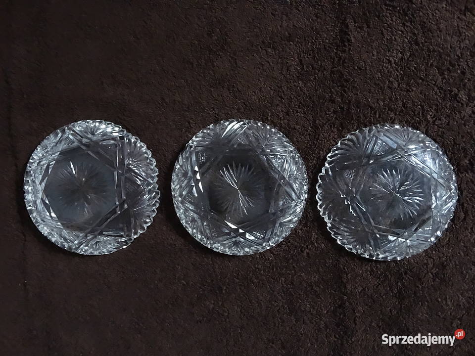Komplet 3 szklanych talerzyków pater kryształów sprzedam