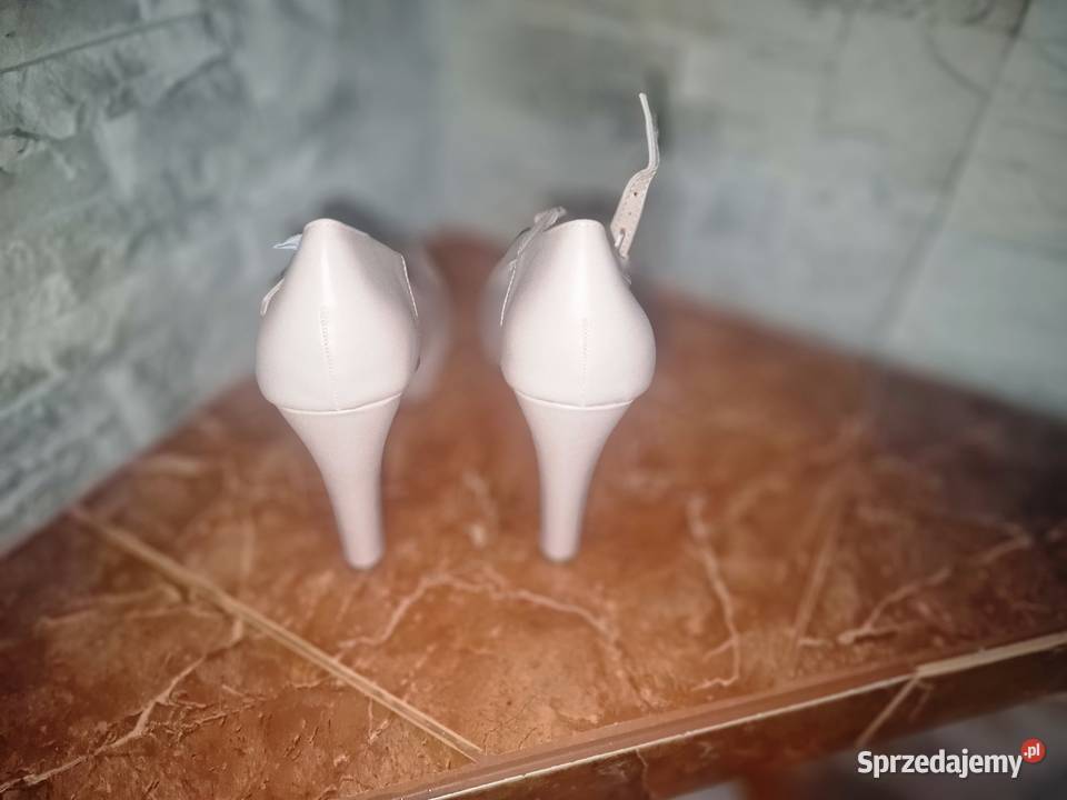 Obcasy pudrowy róż r39 Czółenka