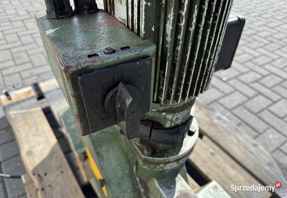 Posuw mechaniczny 4rolkowy dwustronny pomorskie Sierakowska Huta sprzedam